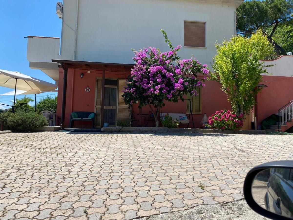 B&B Santa Lucia Silvi Paese 外观 照片